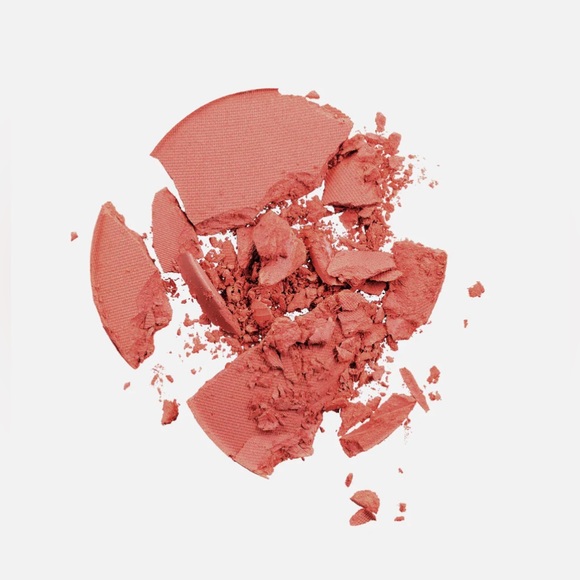 TEEEZ COSMETICS | Suit of Armor Dont Blush Me Blusher in Mauve - Picture 1 of 7